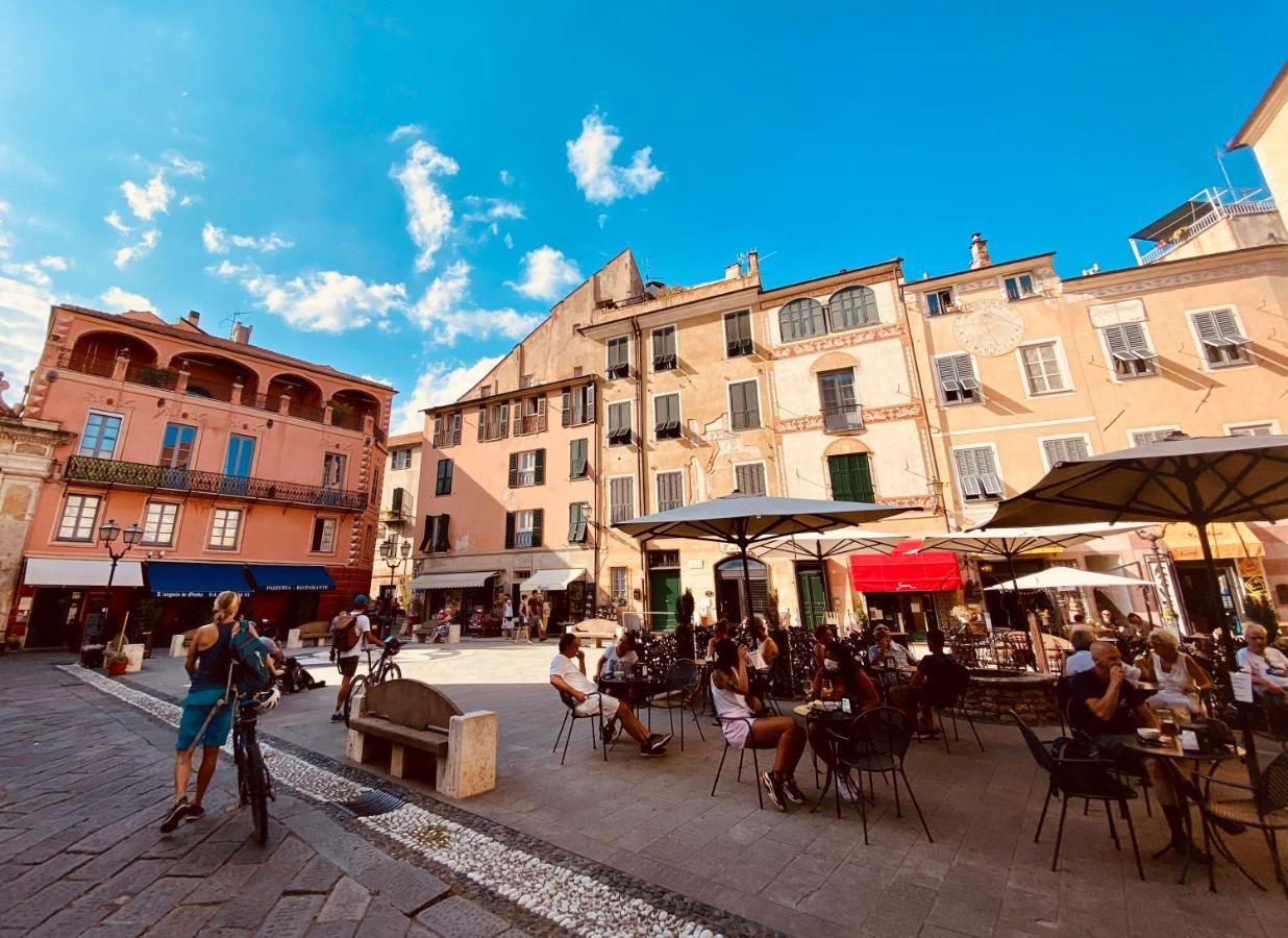 Апартаменты Hostdomus - Bilocale Sul Borgo Финале Лигуре Экстерьер фото